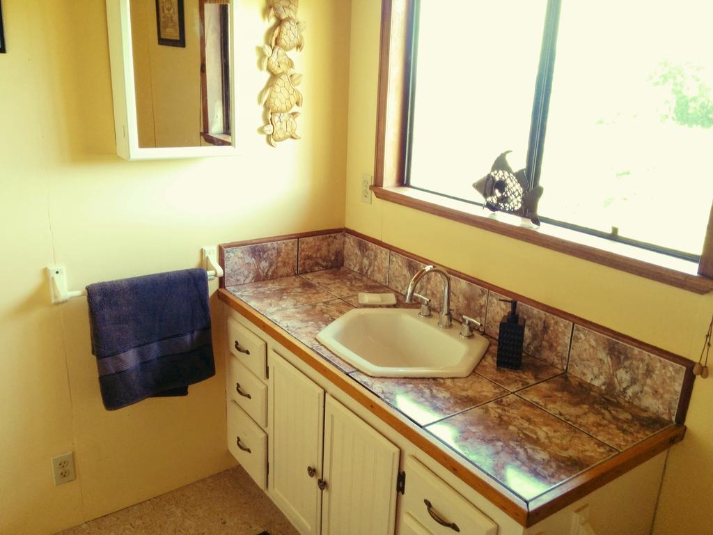 Hamakua Guesthouse Pepeekeo Номер фото
